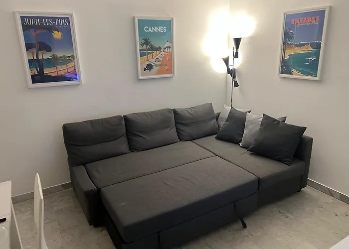 Seafront - Beautiful Flat With Aircon And Comfortable Loggia