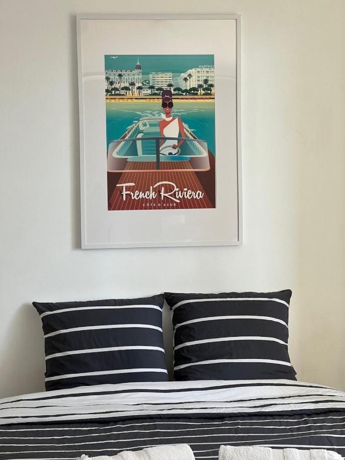 Seafront - Beautiful Flat With Aircon And Comfortable Loggia