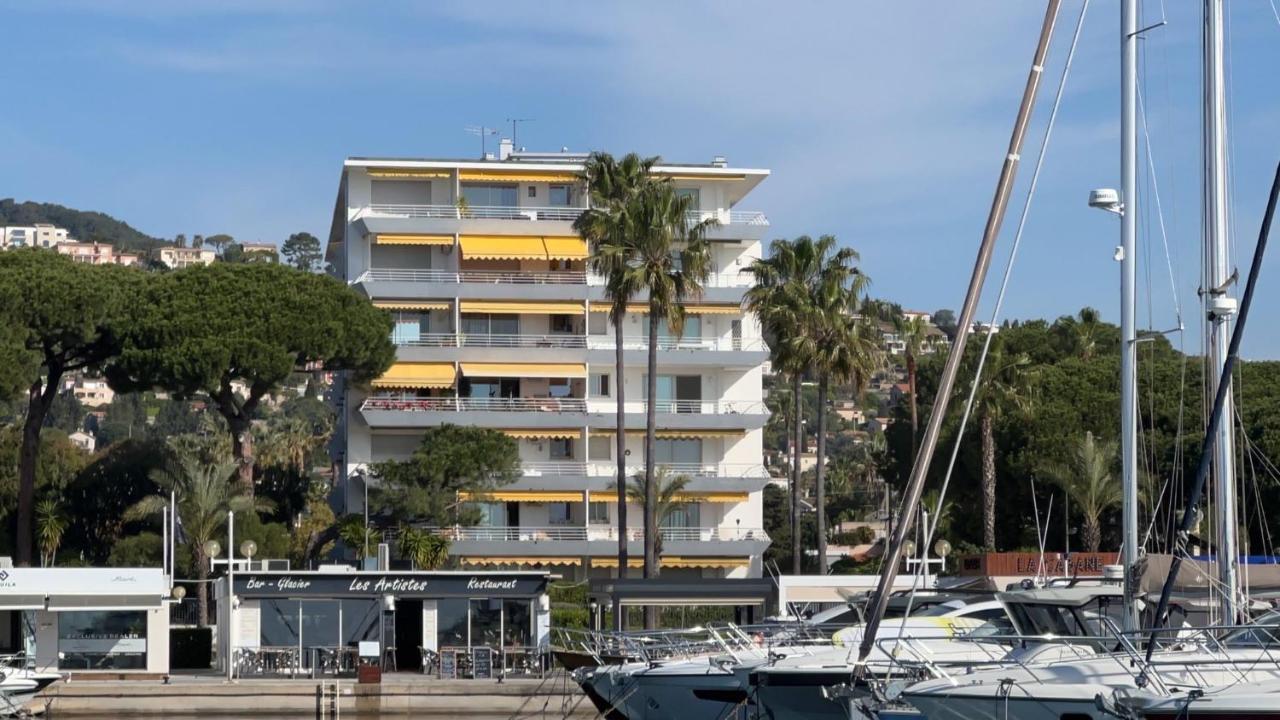 Seafront - Beautiful Flat With Aircon And Comfortable Loggia Apartment Vallauris