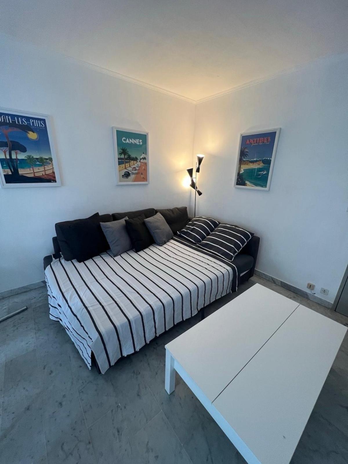 Seafront - Beautiful Flat With Aircon And Comfortable Loggia *